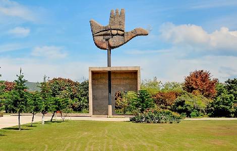 Chandigarh Taxi Service